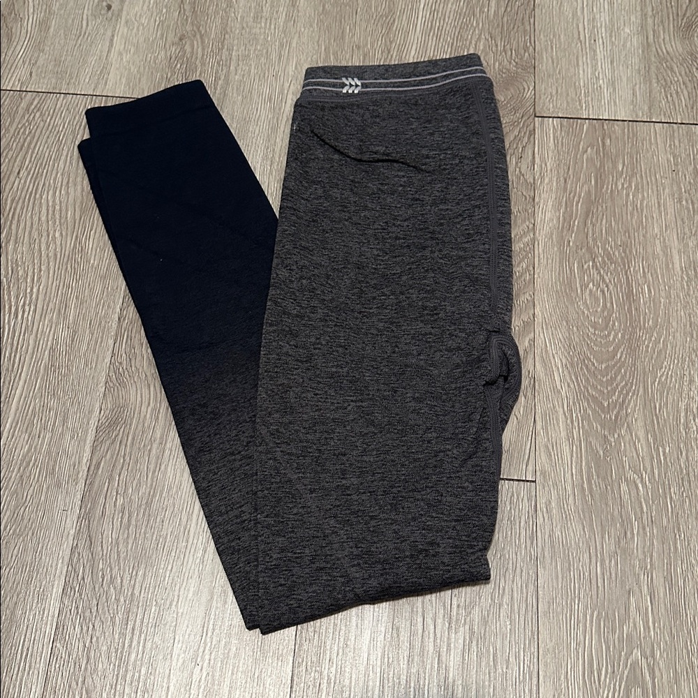 Gray and Blue Yoga’s Joggers